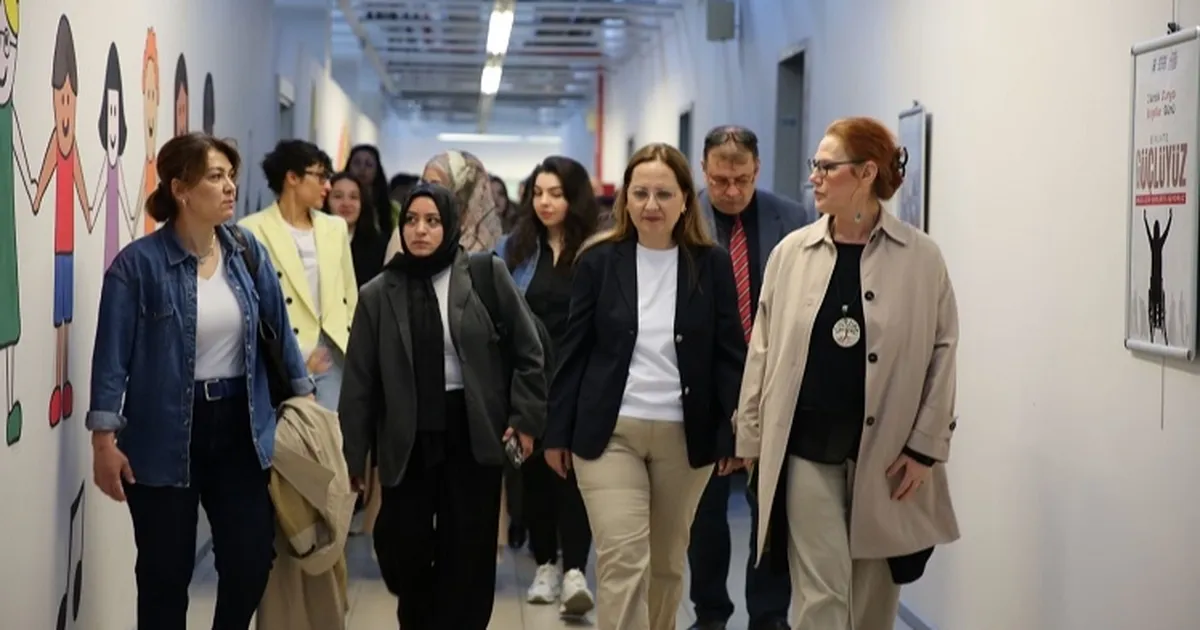 bursada-kamusal-binalarin-daha-verimli-kullanilmasi-icin-ortak-calisma-ULlmbJtT.webp