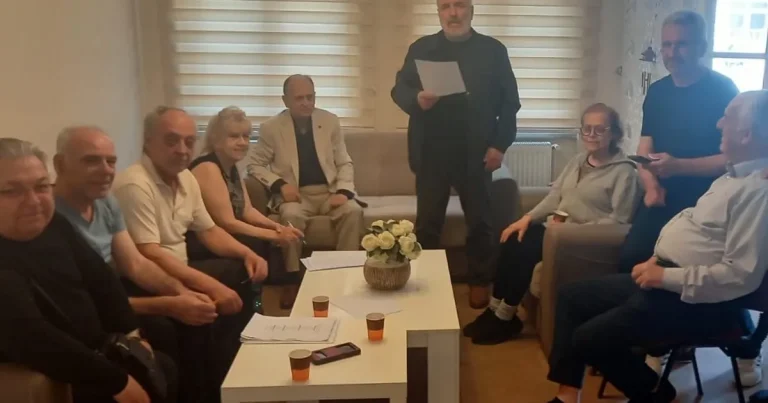 guneydogu-avrupa-gazeteciler-derneginde-savas-guven-tazeledi-QhZv4xxL.webp