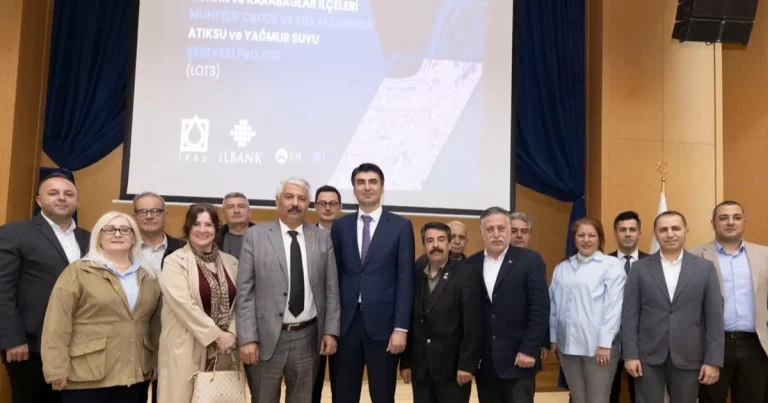 izmirde-konak-ve-karabaglarda-hayata-gecirecegi-projeler-halka-tanitildi-AeGNDYbW.webp