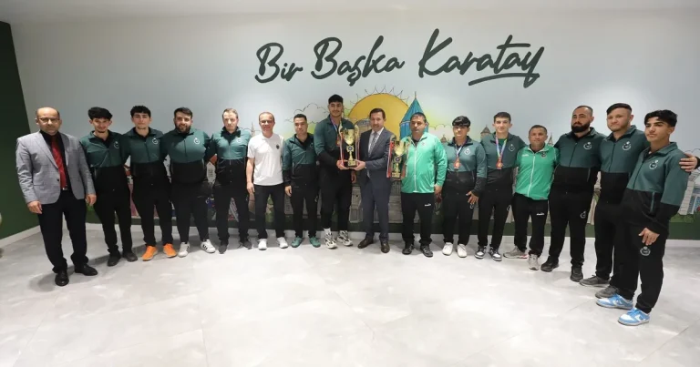 konya-karatayda-basarili-sporcular-makamda-TTsipxMY.webp