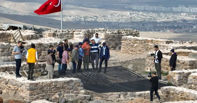 konyanin-zirvesi-turizme-kazandiriliyor-JwfsLNvl.webp