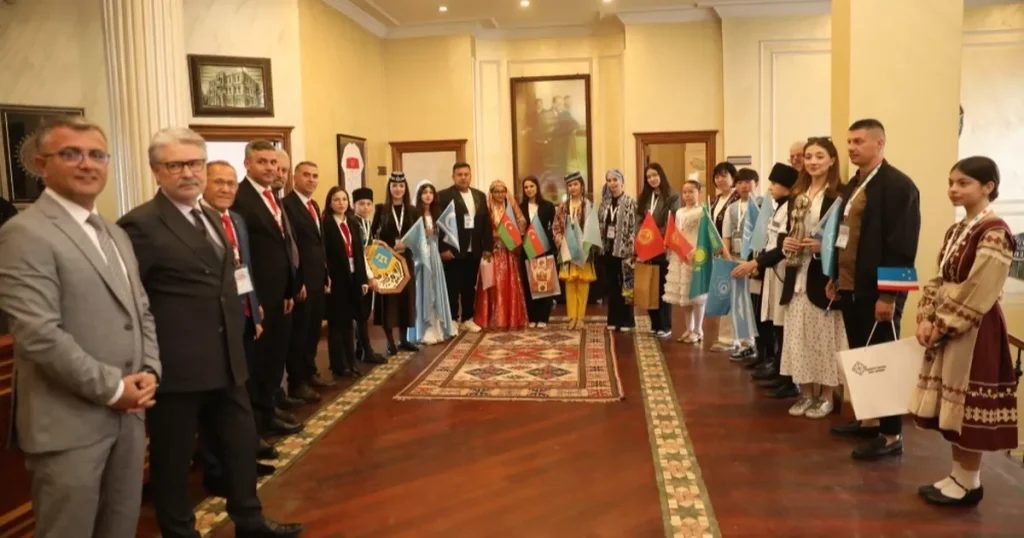turk-dunyasindan-baskan-dogana-ziyaret-W4I175JN.webp