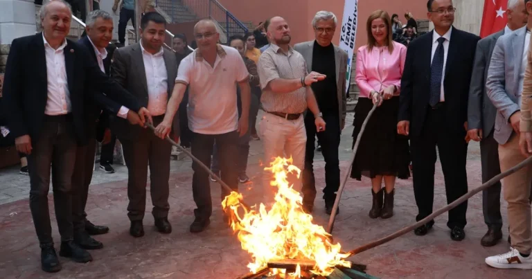 14ncu-kertil-tekke-hidirellez-senligi-coskuyla-kutlandi-HcGInAcA.webp