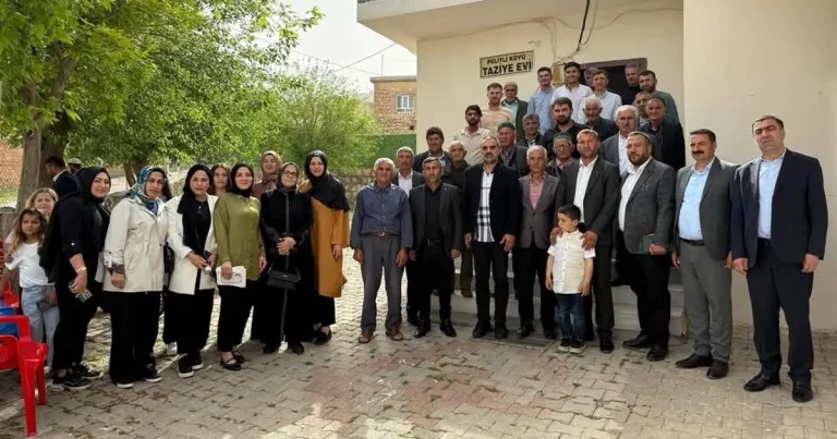 ak-parti-mardin-701-mahallede-vatandaslarin-taleplerini-dinleyecek-Tlqrx8D1.webp