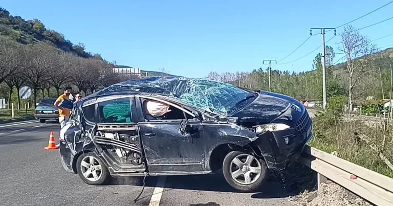 bilecikte-takla-atan-otomobilde-1-kisi-yaralandi-L6YCrSs7.webp