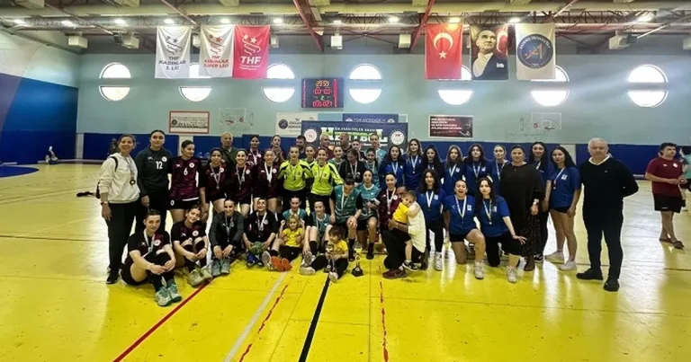 buunun-hentbol-takimi-super-ligde-4gpnbBdw.webp