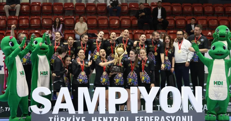 hentbolde-turkiye-kupasi-bursali-kadinlarin-KtAVWkcQ.webp