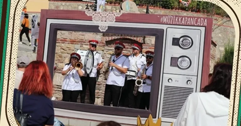 kapanca-sokak-festivaline-gonullu-sanatcilar-bekliyor-WWxuAdcH.webp
