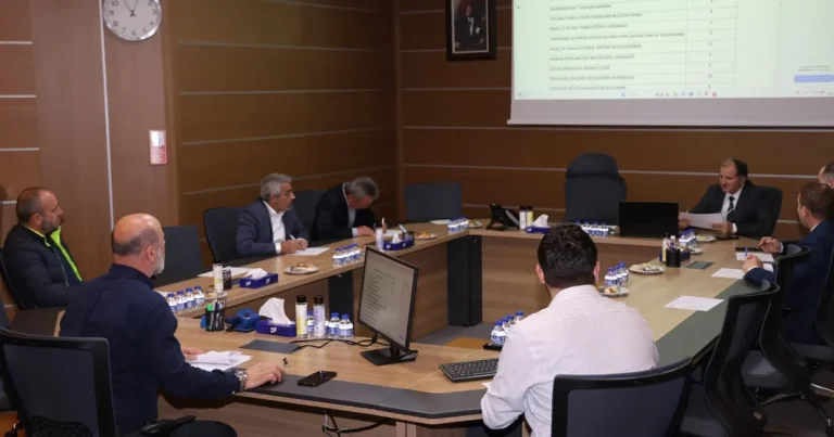 kocaelide-139-araca-ceza-9-araca-trafikten-men-ZRgIeU66.webp