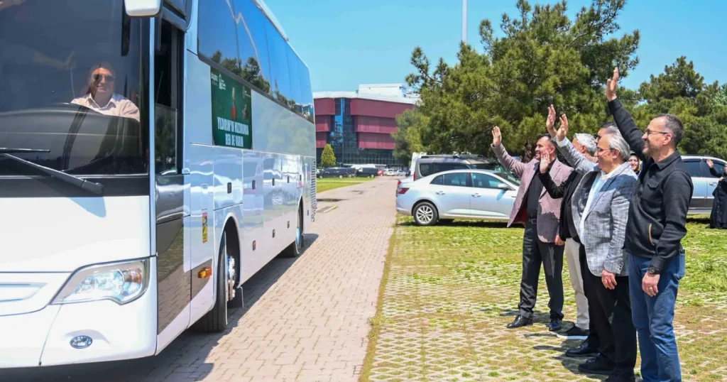 maziden-atiye-yolculuk-da-sira-erkek-ogrencilerde-QmLnCLlm.webp
