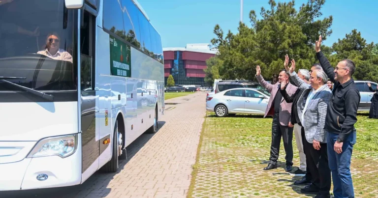maziden-atiye-yolculuk-da-sira-erkek-ogrencilerde-QmLnCLlm.webp
