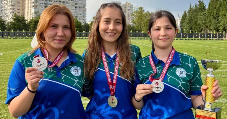 muglali-okcularindan-antalyada-madalya-yagmuru-QO7YGglN.webp