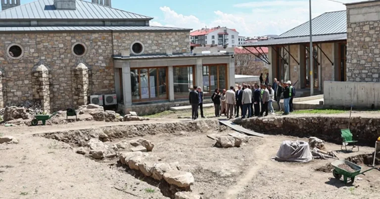 sivasta-kale-calismalari-devam-ediyor-E9SchgdB.webp