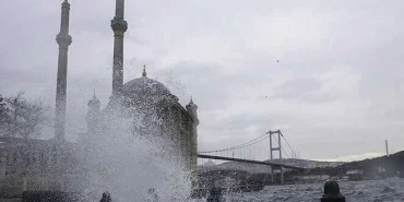 Marmara ve Kuzey Ege'de kuvvetli rüzgar